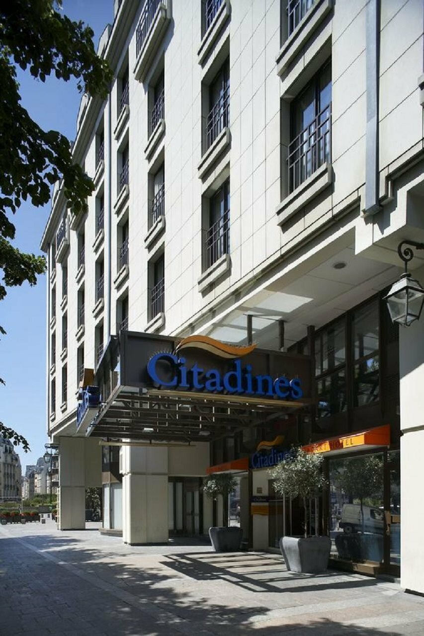 Фото отеля 1