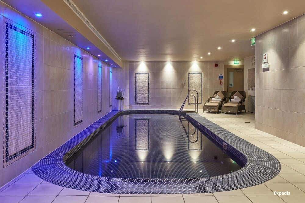 Фото Rhinefield House Hotel