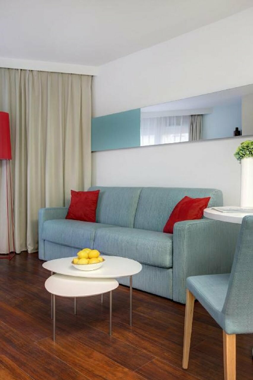 Фото Citadines Castellane Marseille