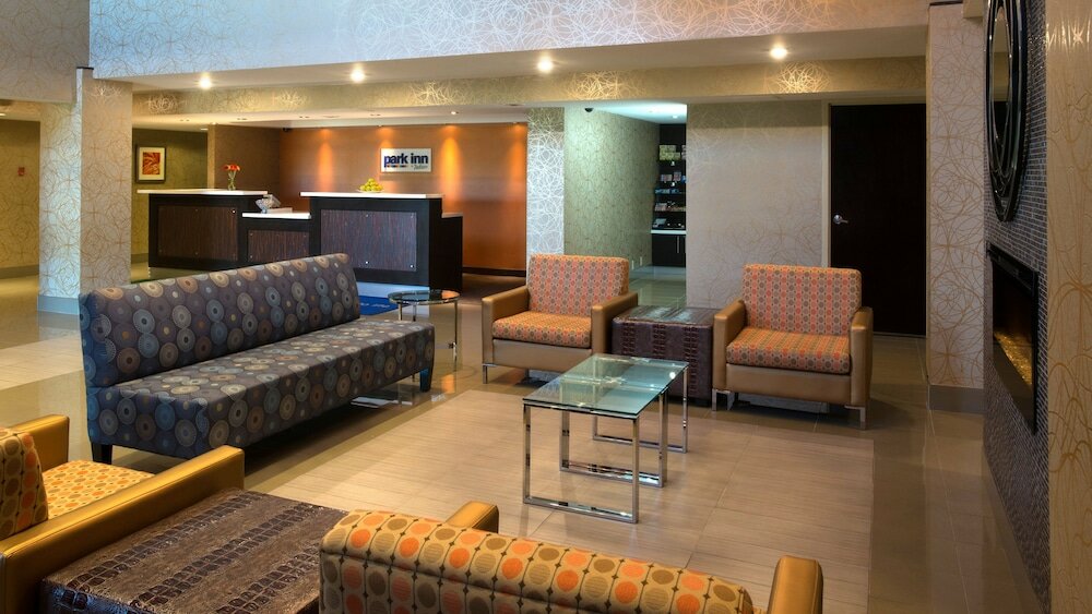 Фото Park Inn by Radisson Toronto - Markham