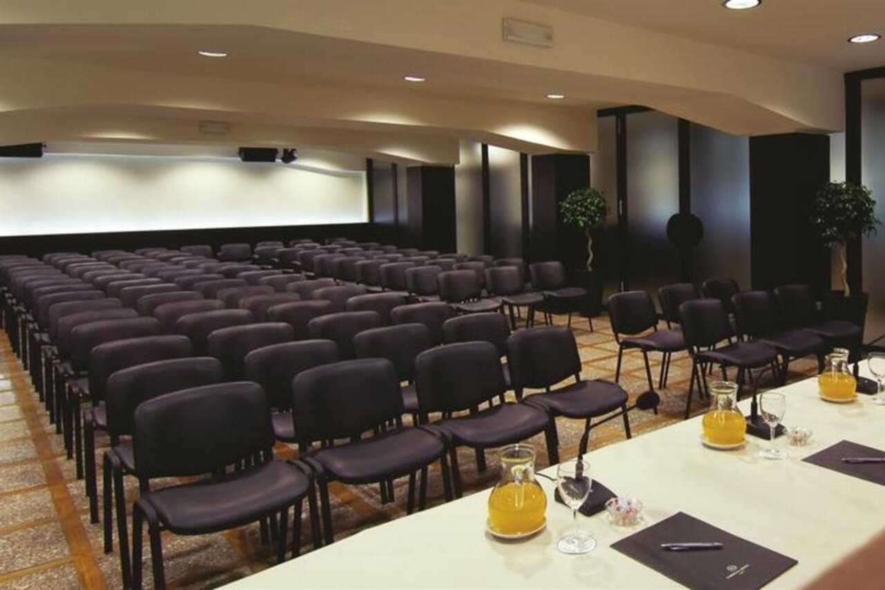 Фото Sardegna Hotel, Suites & Restaurant