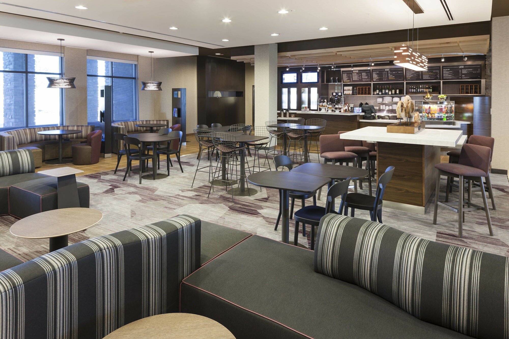 Фото Courtyard by Marriott Fort Worth at Alliance Town Center