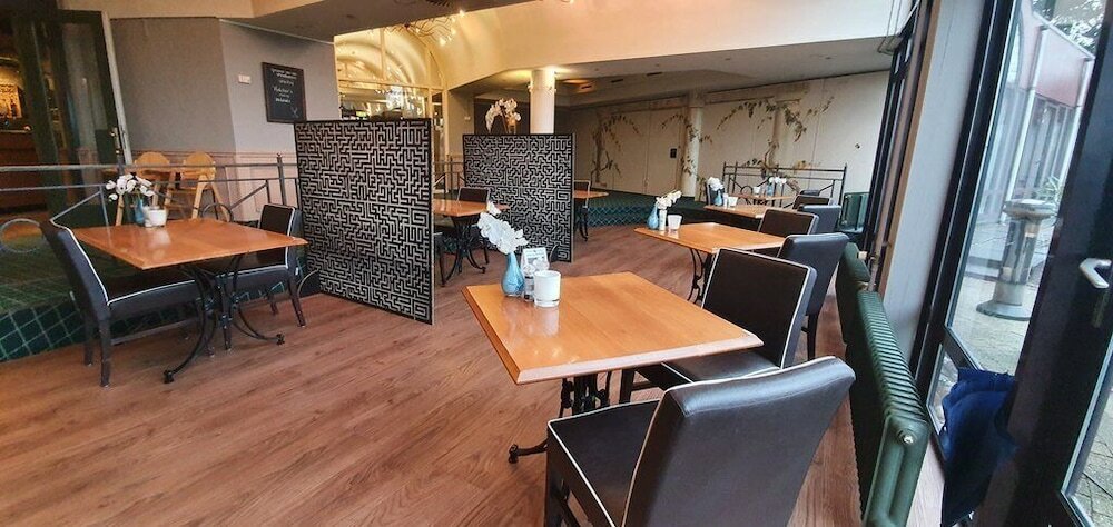 Фото Fletcher Hotel - Restaurant Carlton