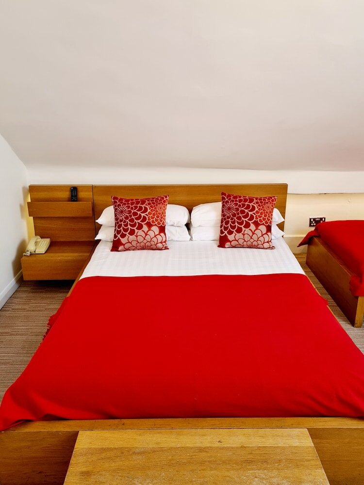 Фото Rushmore Hotel