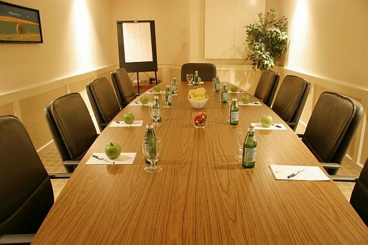 Фото Charlottetown Inn & Conference Centre