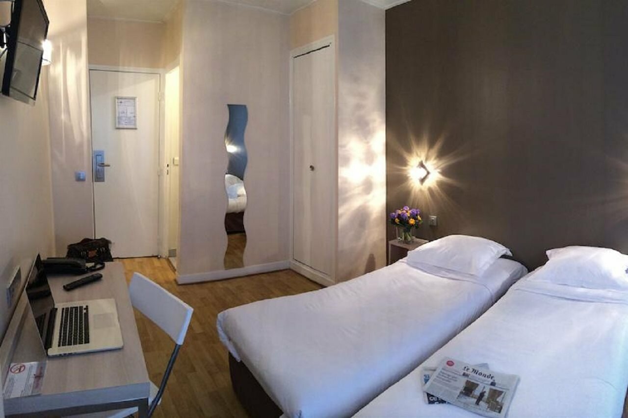 Фото Paris Legendre