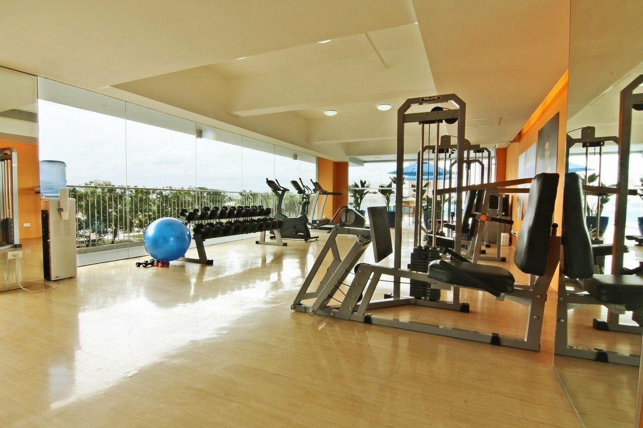 Фото Luxent Hotel