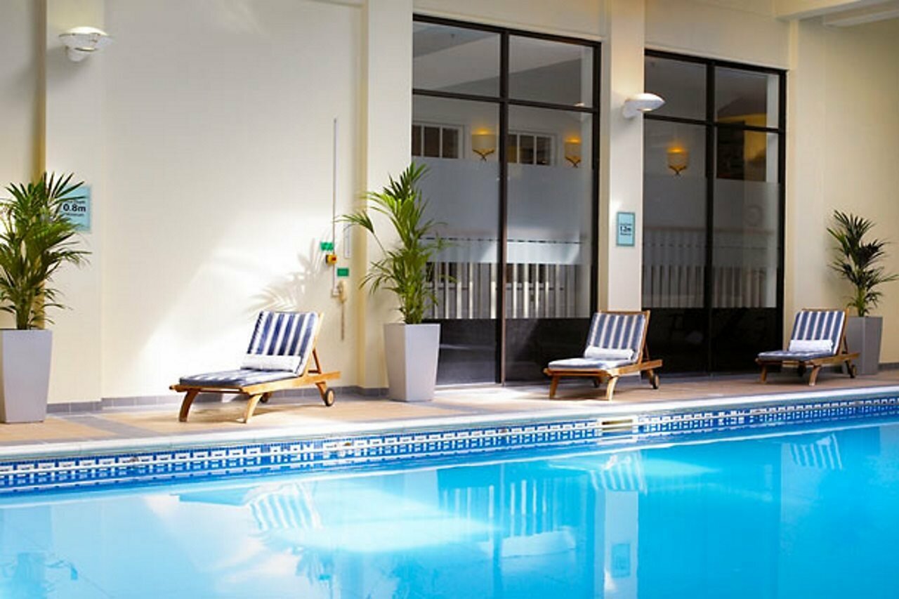 Фото Delta Hotels by Marriott Heathrow Windsor