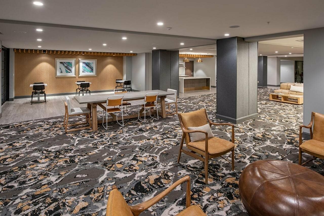 Фото Hotel Trilogy Albany Airport, Tapestry Collection by Hilton