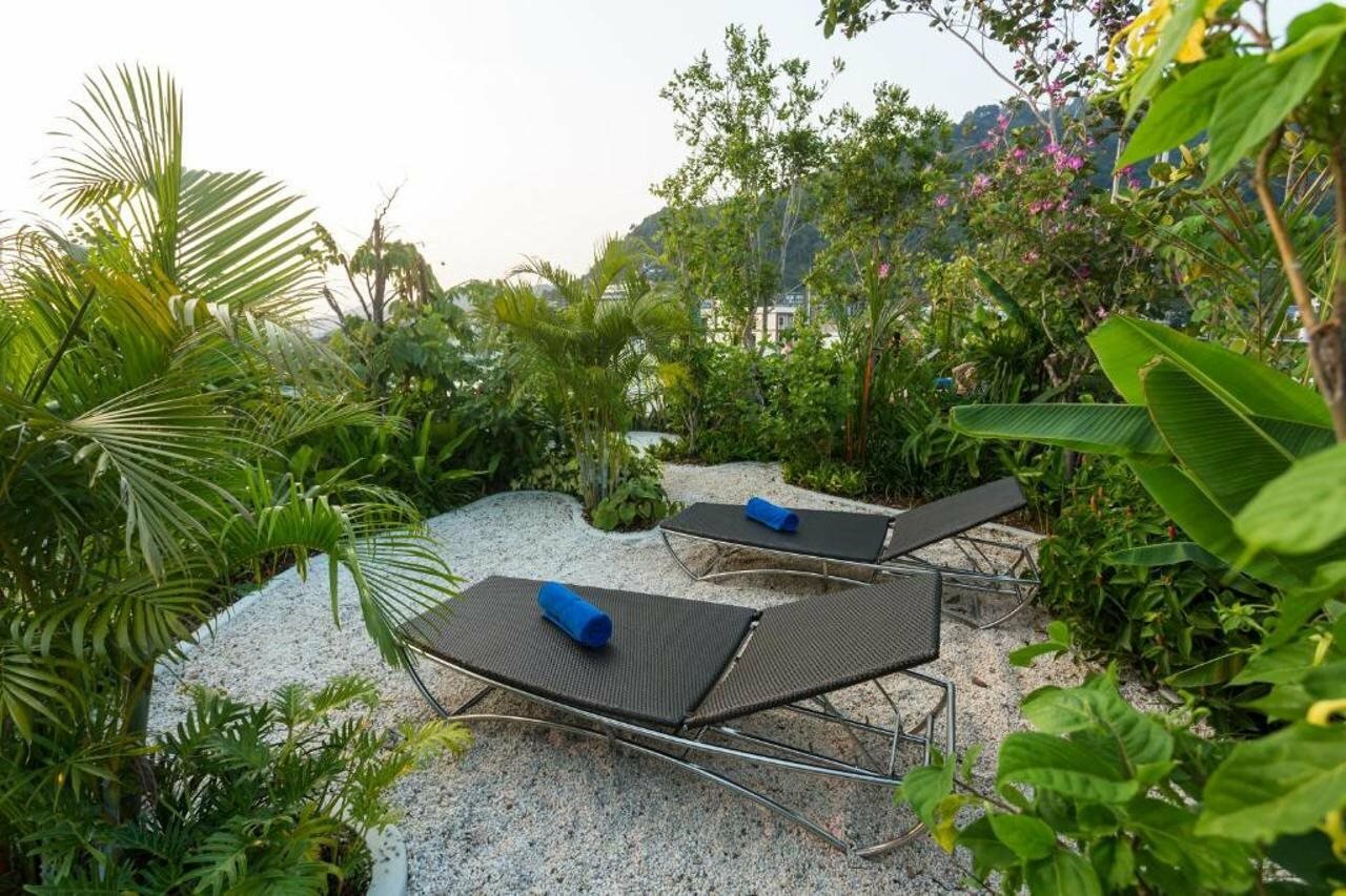 Фото Journey Hub Hotel Phuket