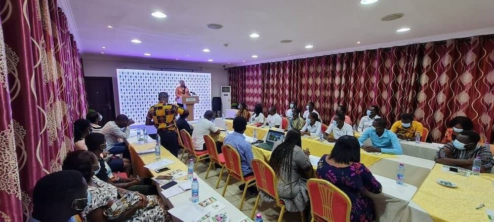 Фото Airport West Hotel