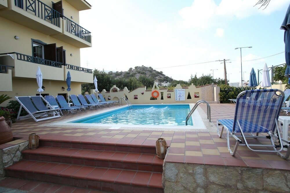 Фото Kiriakos Apartments