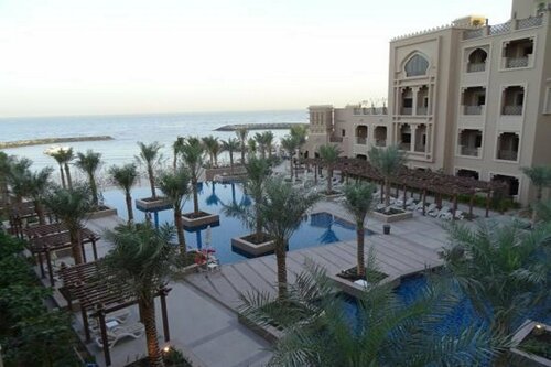 Гостиница Sheraton Sharjah Beach Resort & SPA в Аджмане