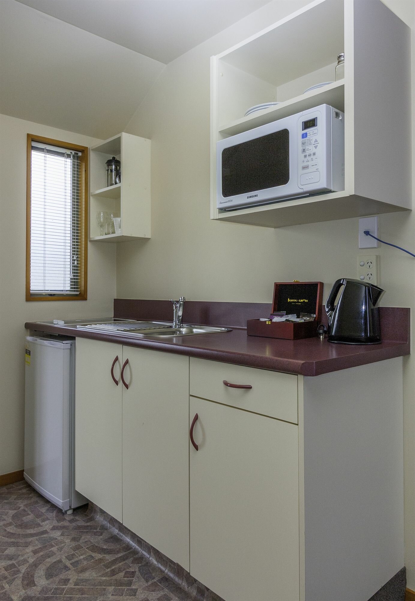 Фото Deans Bush Motel