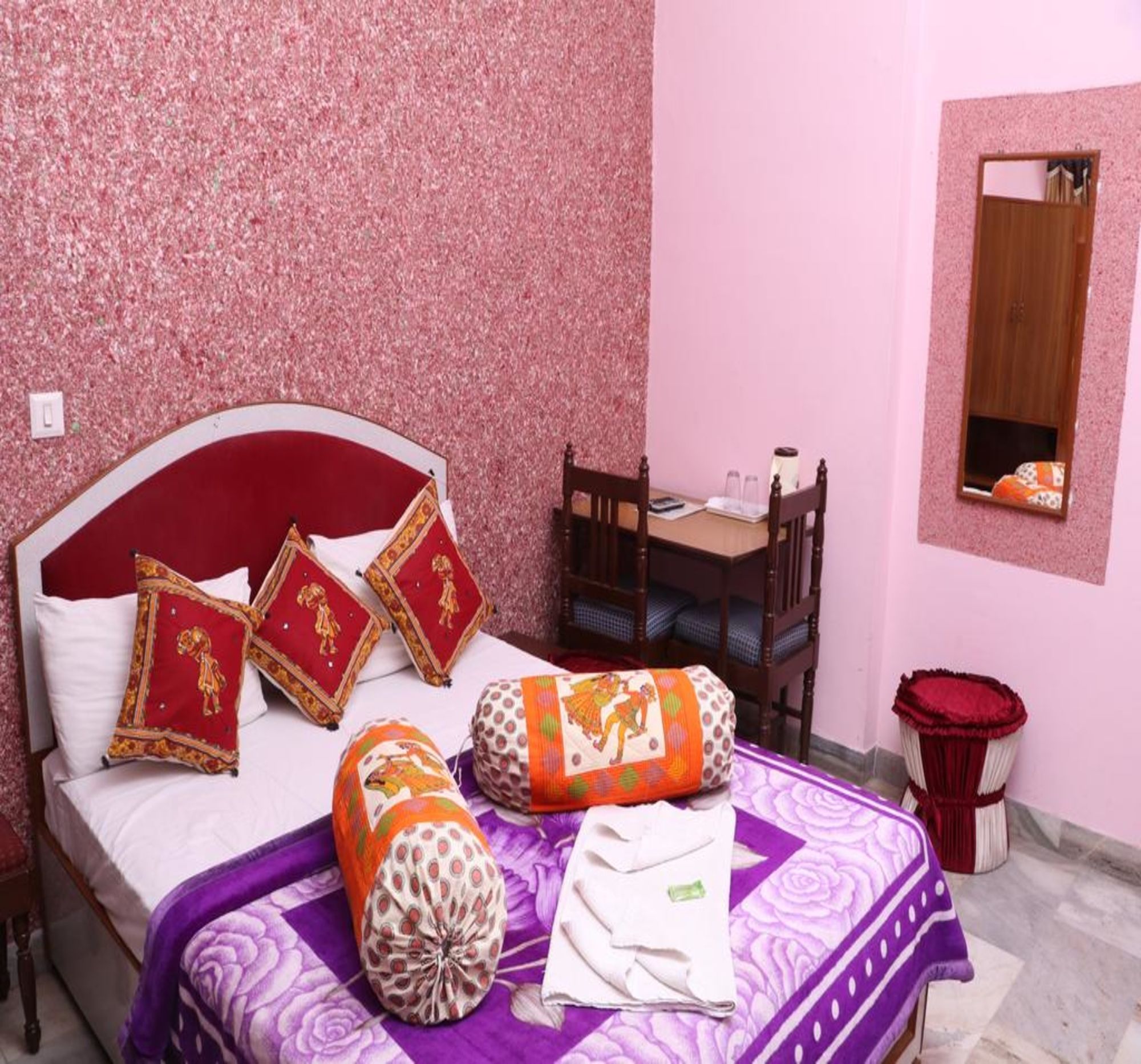 Фото Hotel Jai Maa Palace