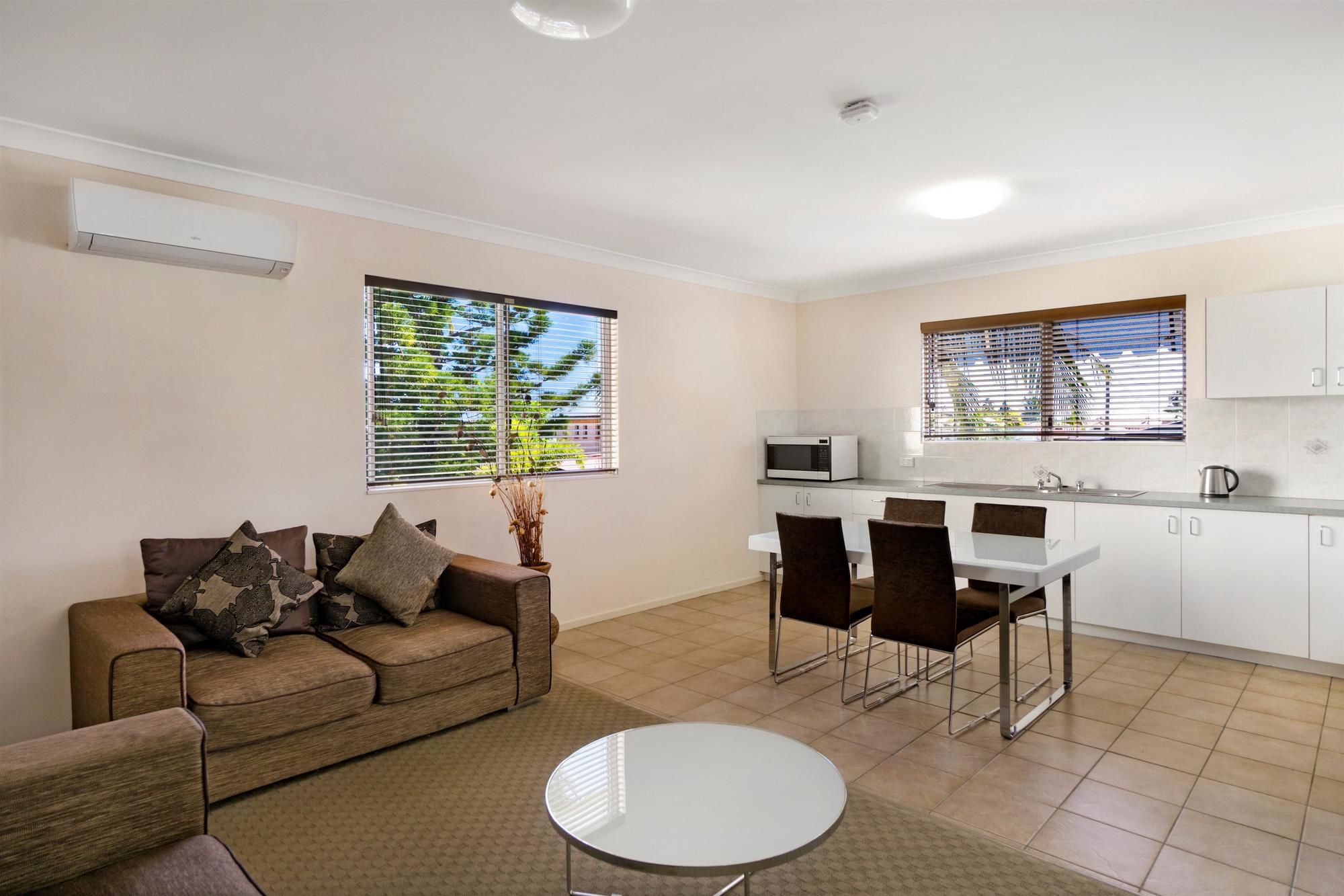 Фото Best Western Kimba Lodge Motel