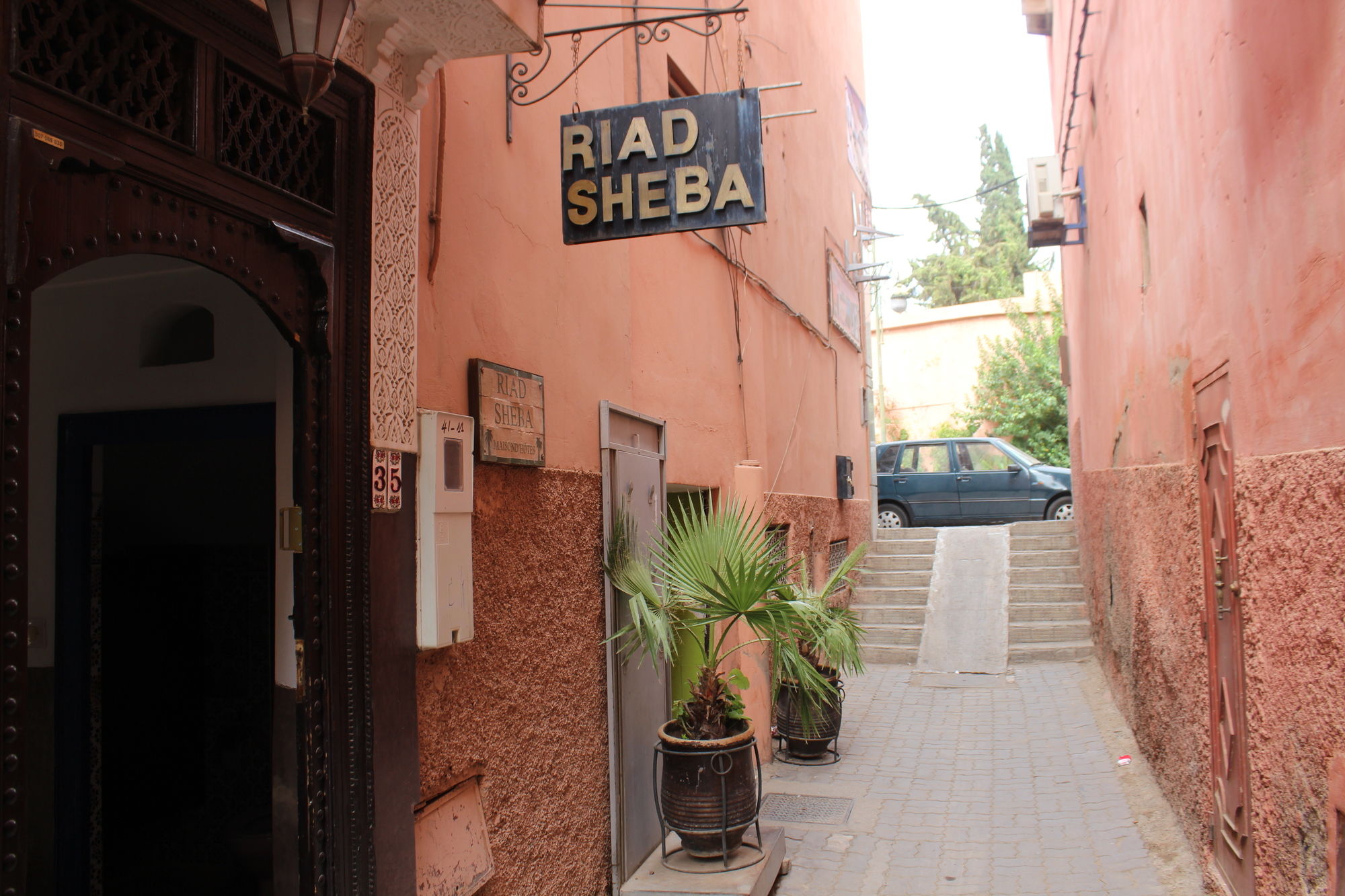 Фото Riad Sheba