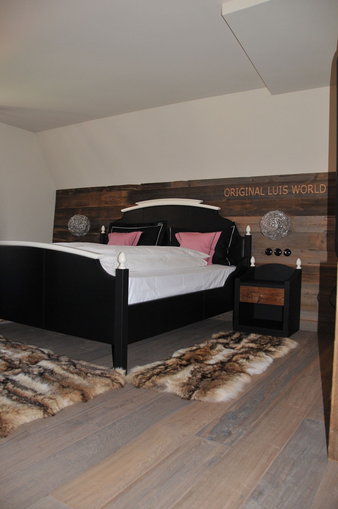 Фото Hezelhof Hotel