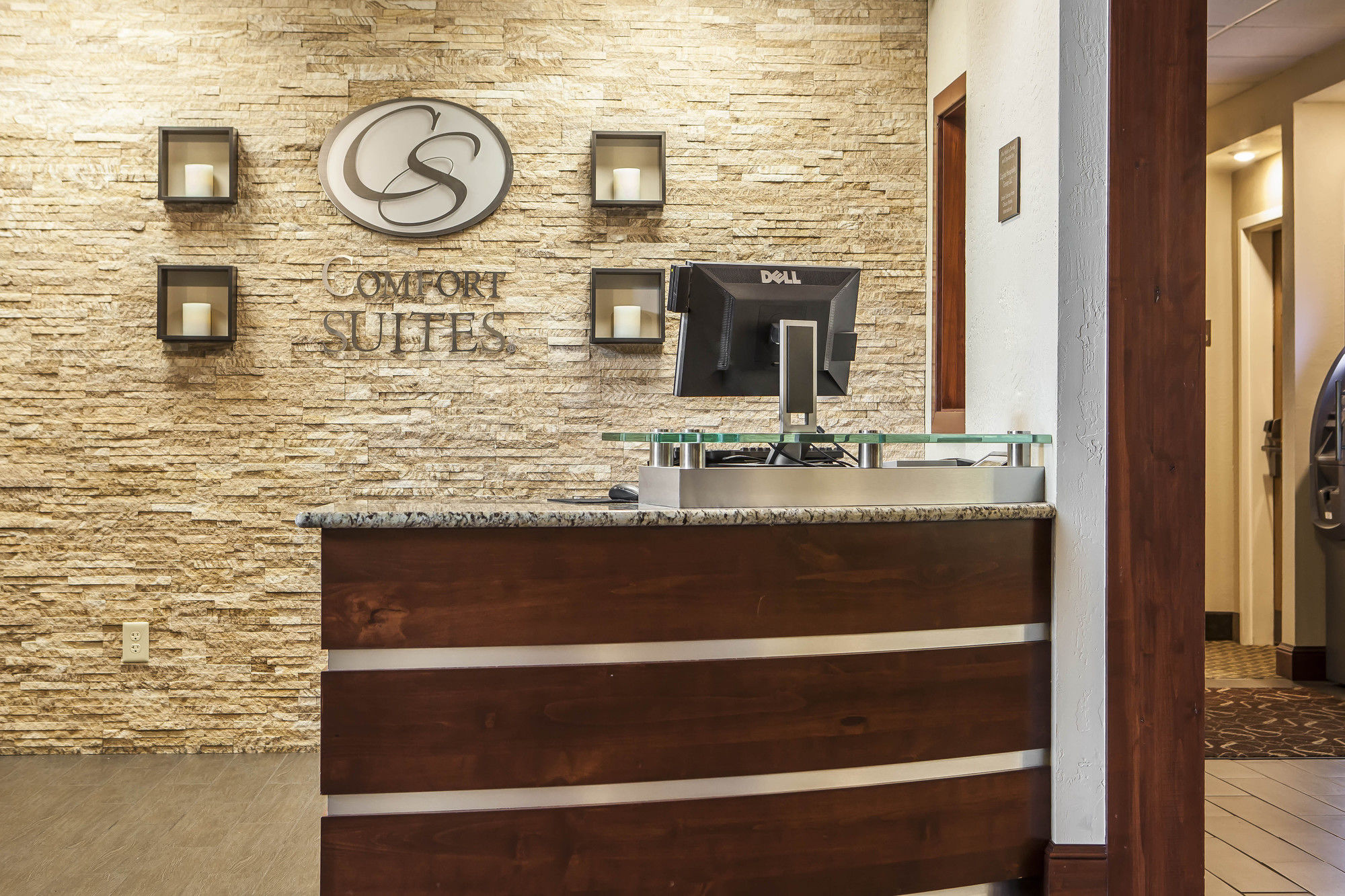 Фото Comfort Suites near Route 66