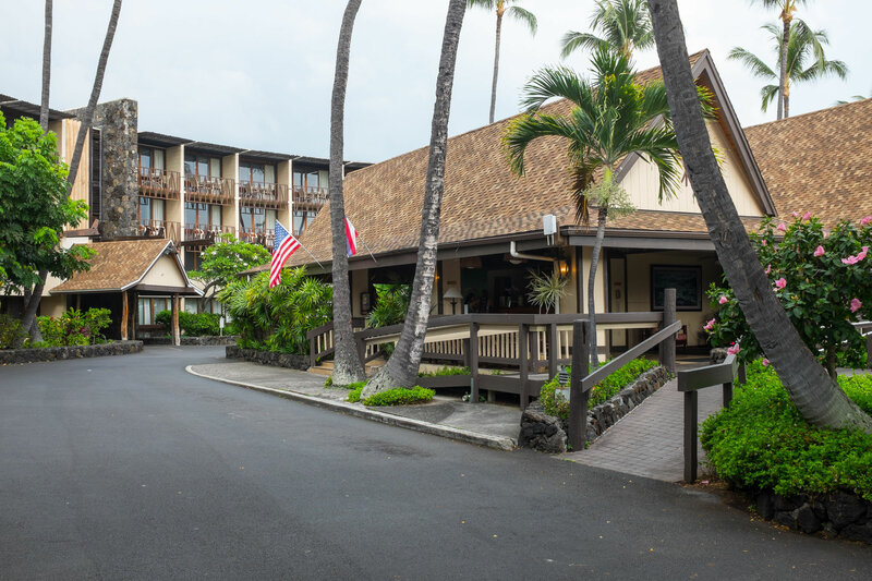 Гостиница Uncle Billy's Kona Bay Hotel