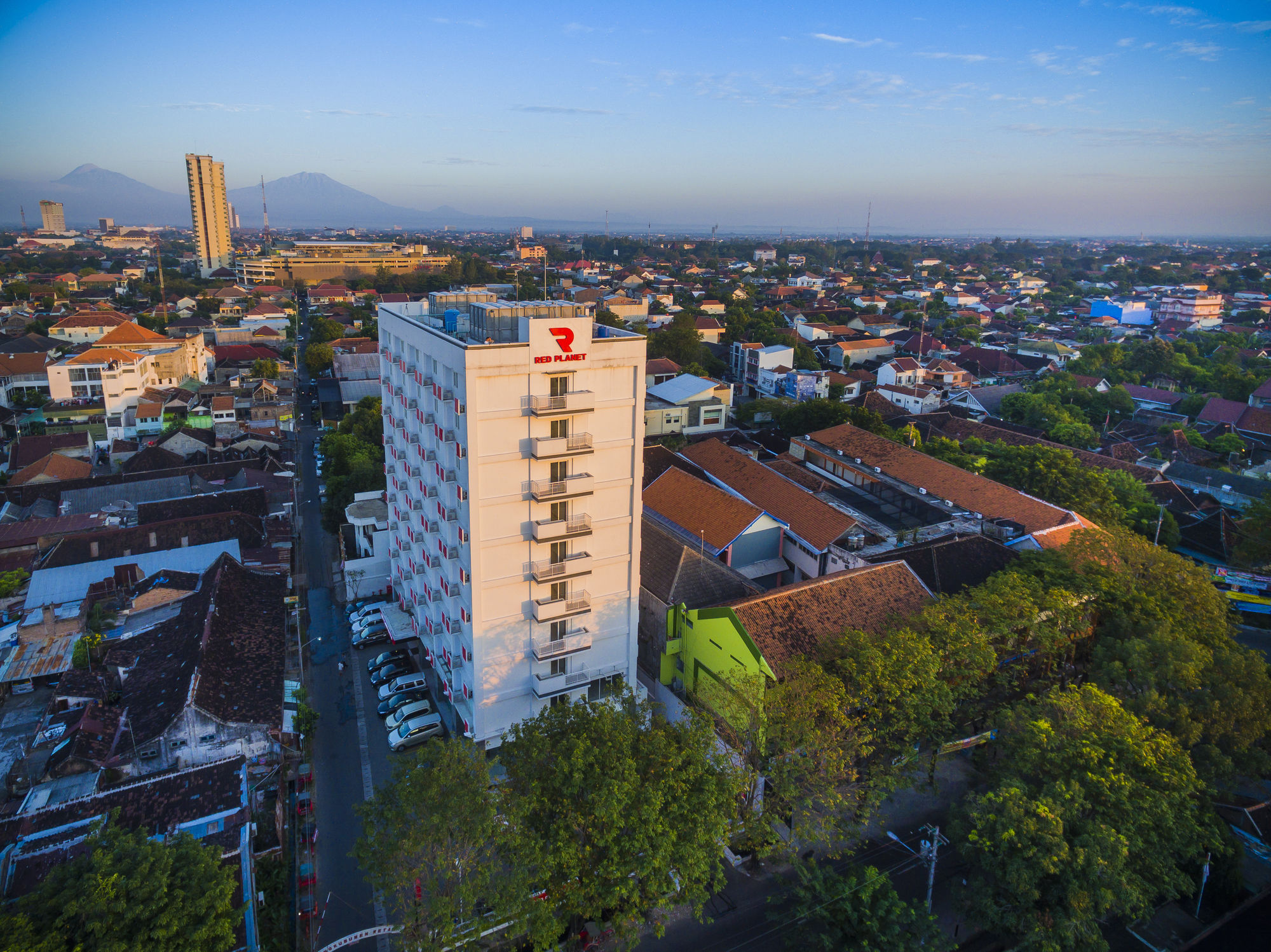 Фото отеля 2