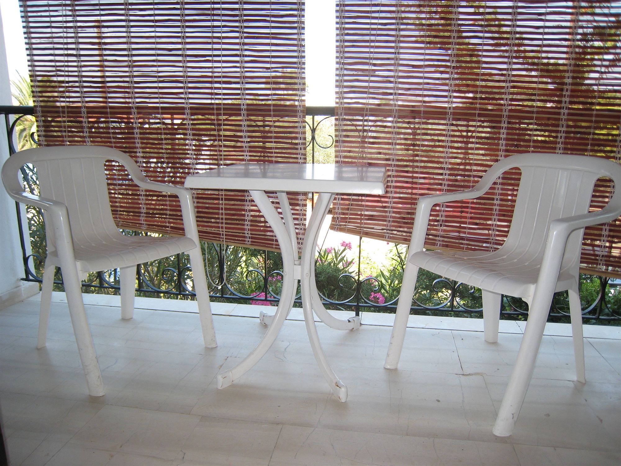 Фото Filorian Hotel Apartments