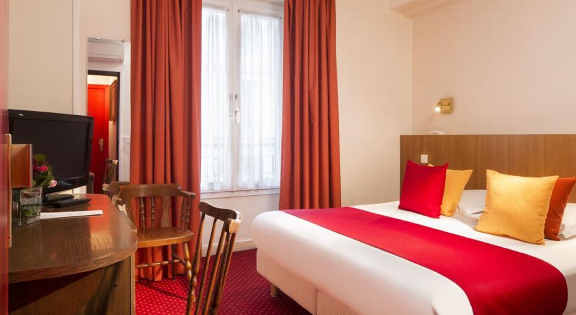 Фото отеля 3