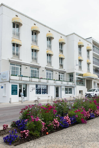 Гостиница Hôtel The Originals Miramar, Royan Pontaillac в Рошфоре