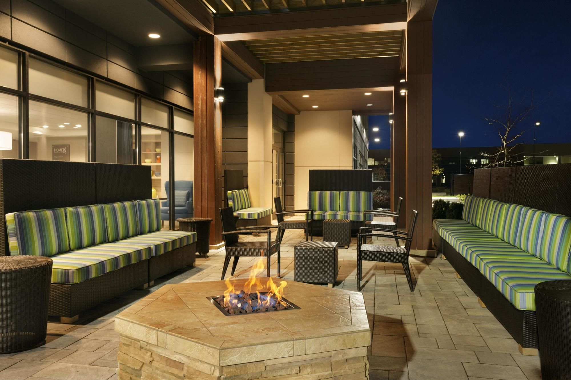 Фото Home2 Suites by Hilton Milton Ontario