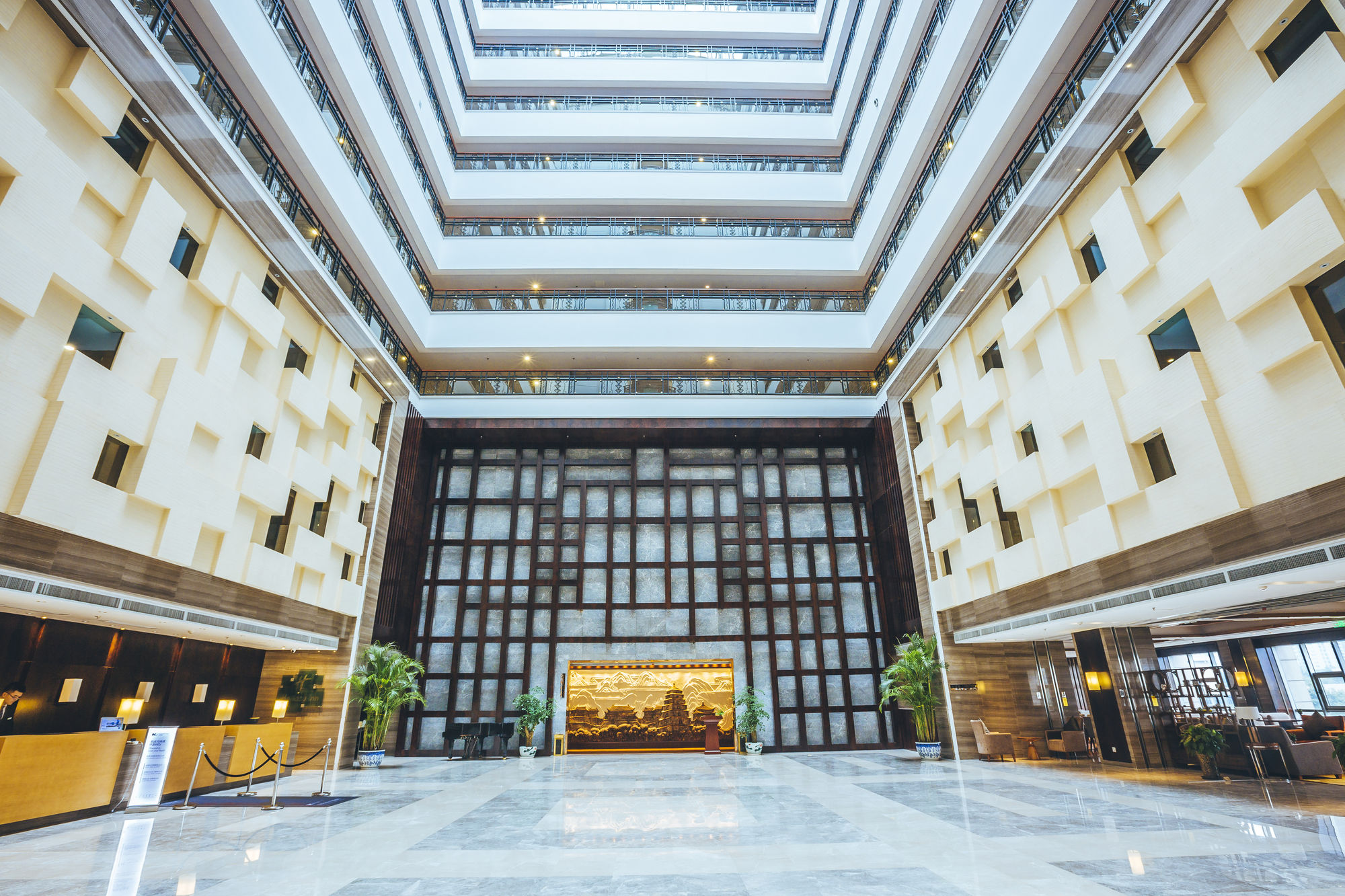 Фото Holiday Inn Xi'an Big Goose Pagoda