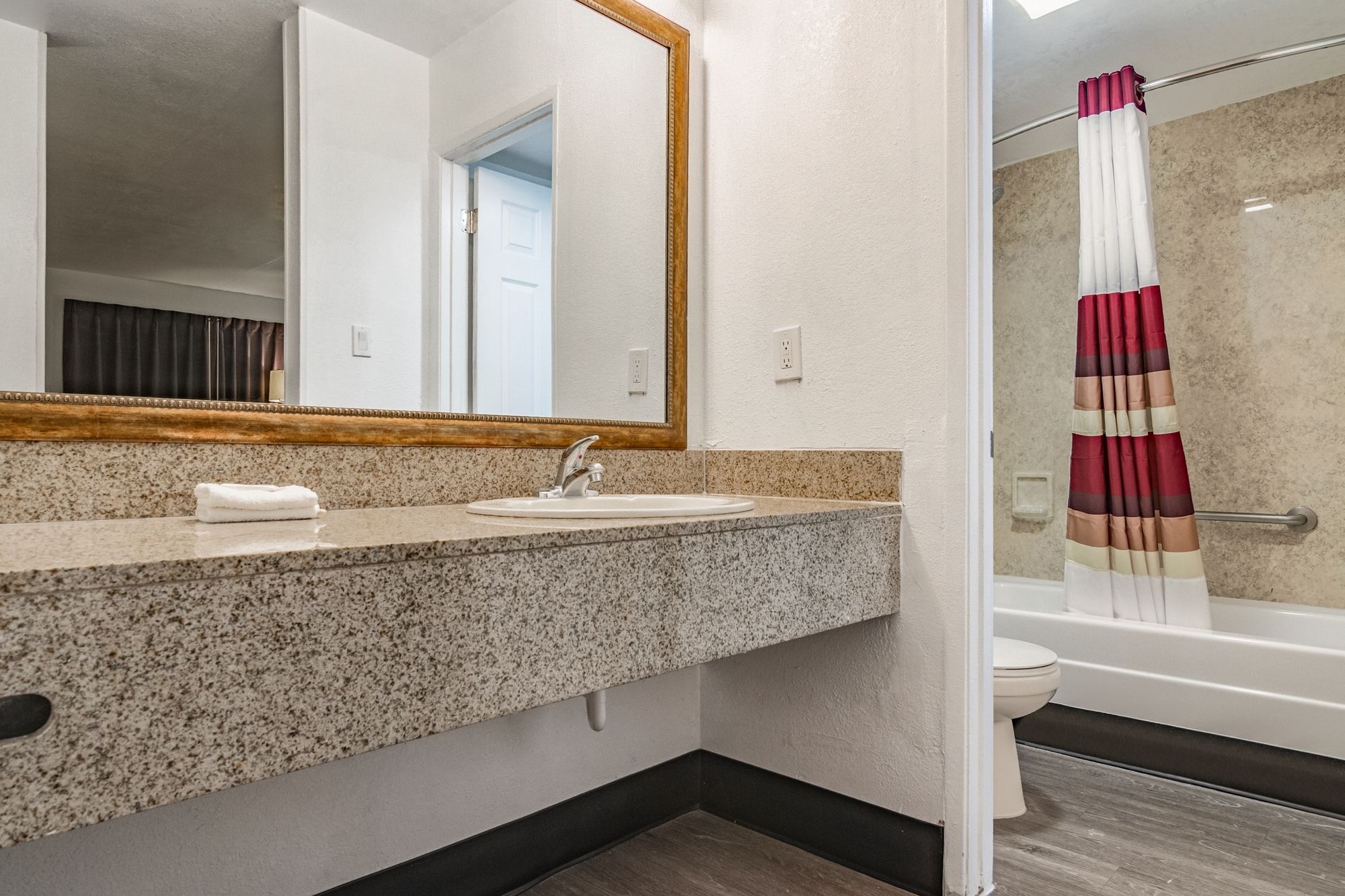 Фото Red Roof Inn Mesa