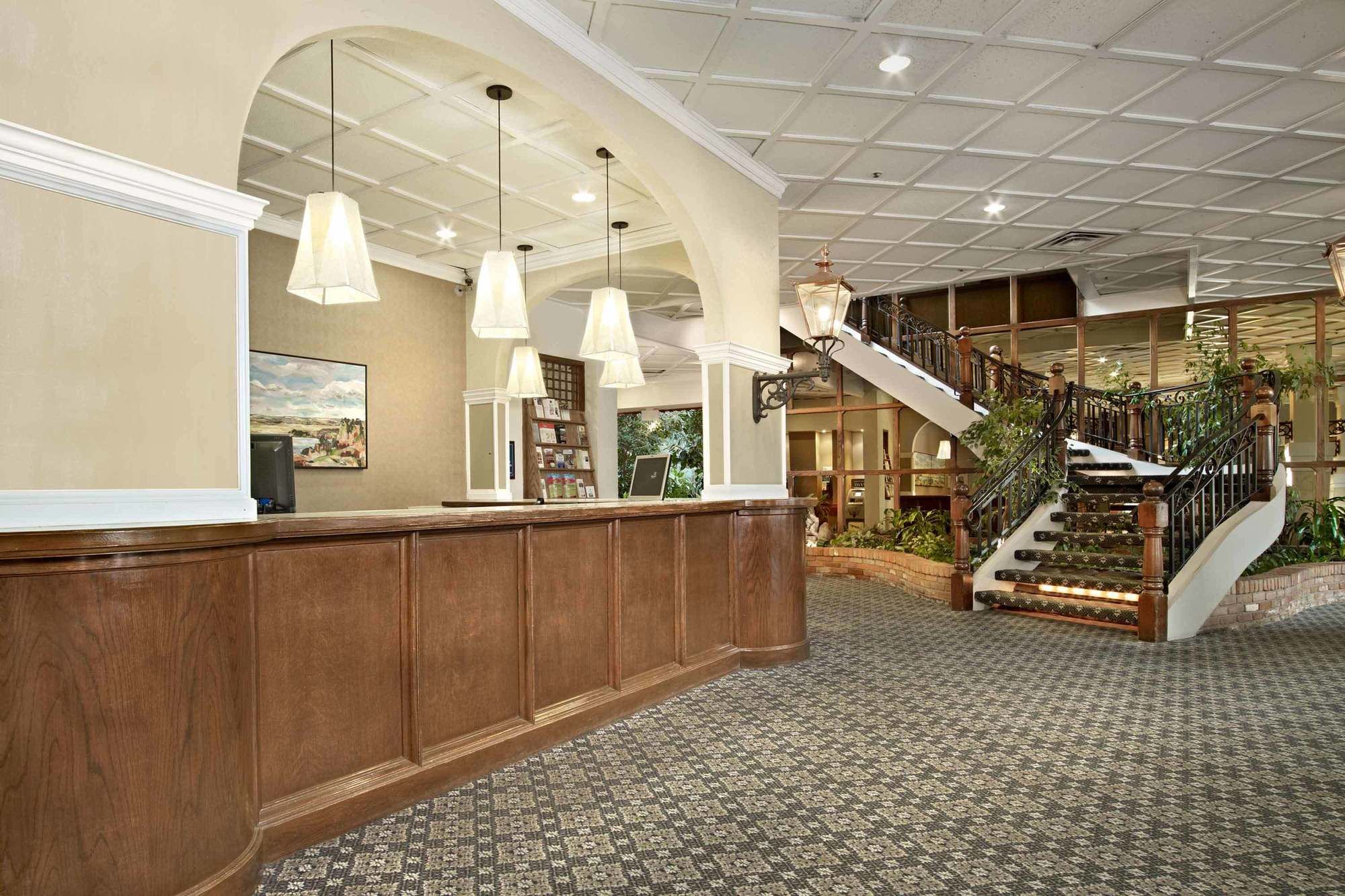 Фото Sandman Signature Lethbridge Lodge