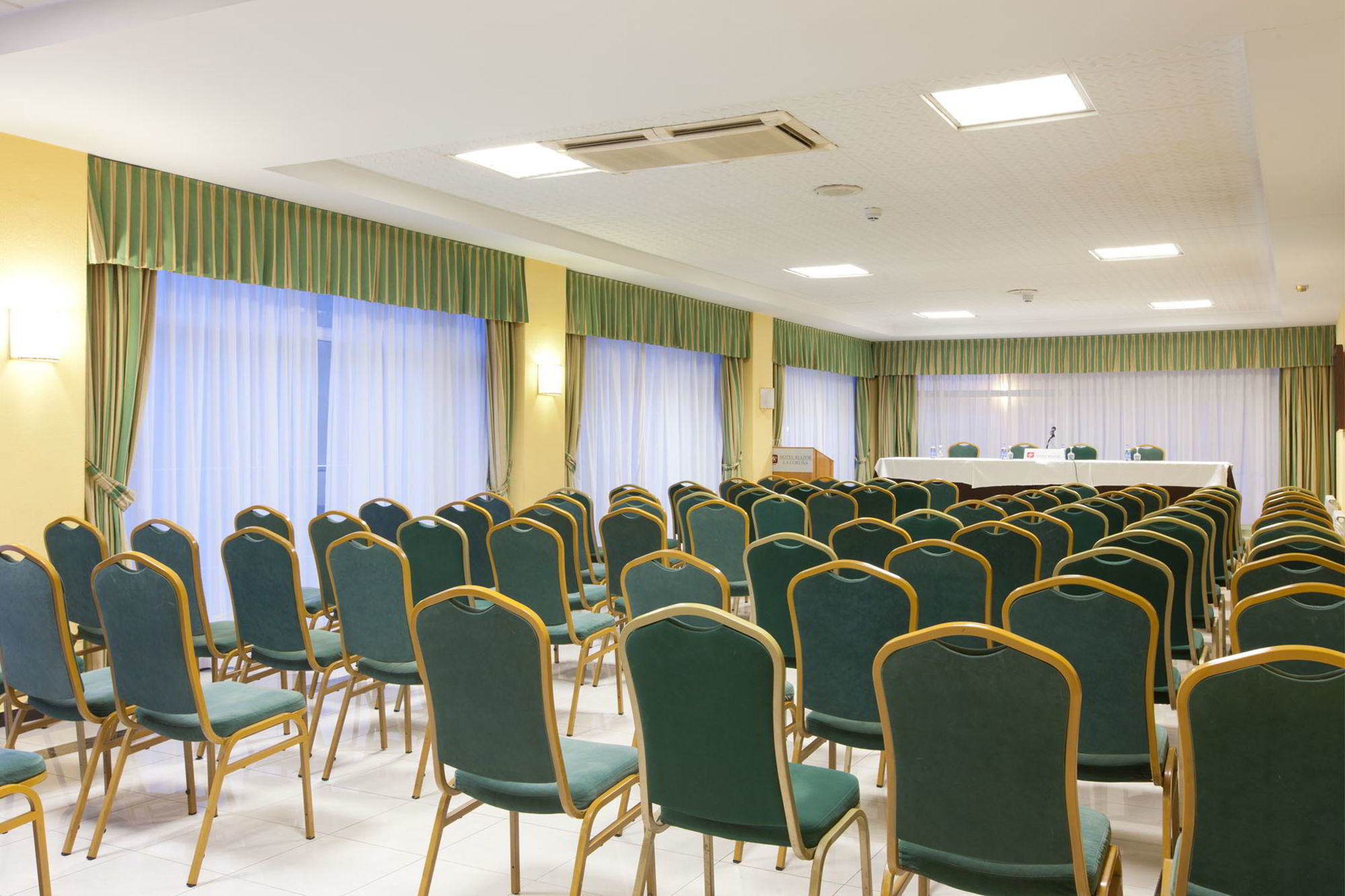 Фото Hotel Riazor