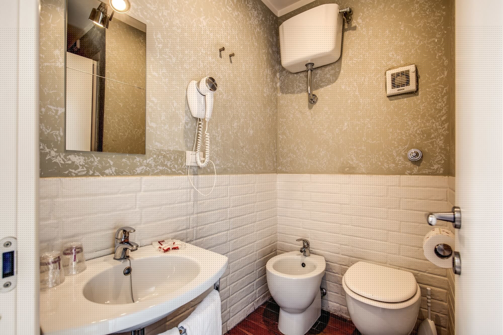 Фото Wrh Termini