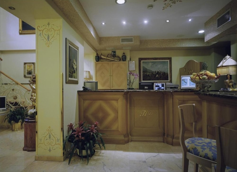 Фото Hotel Dieci