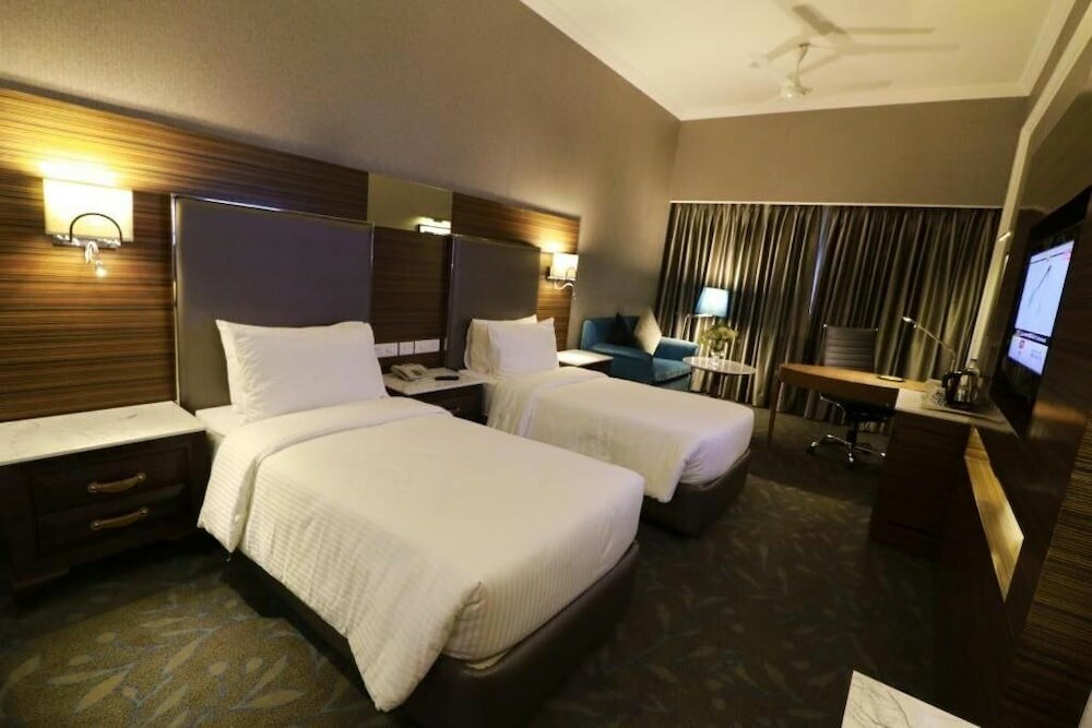 Фото The Piccadily Chandigarh