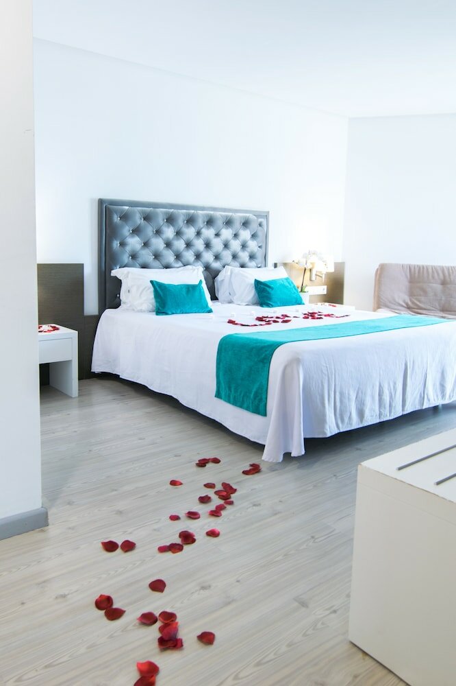 Фото Cullera Holiday Hotel