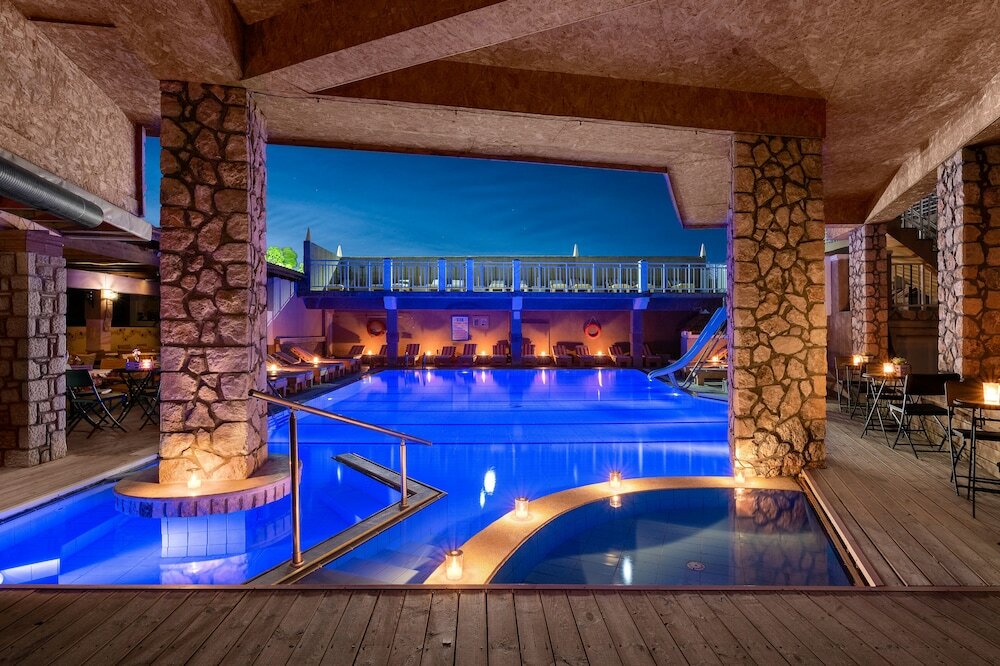 Фото Marietta Hotel & Apartments