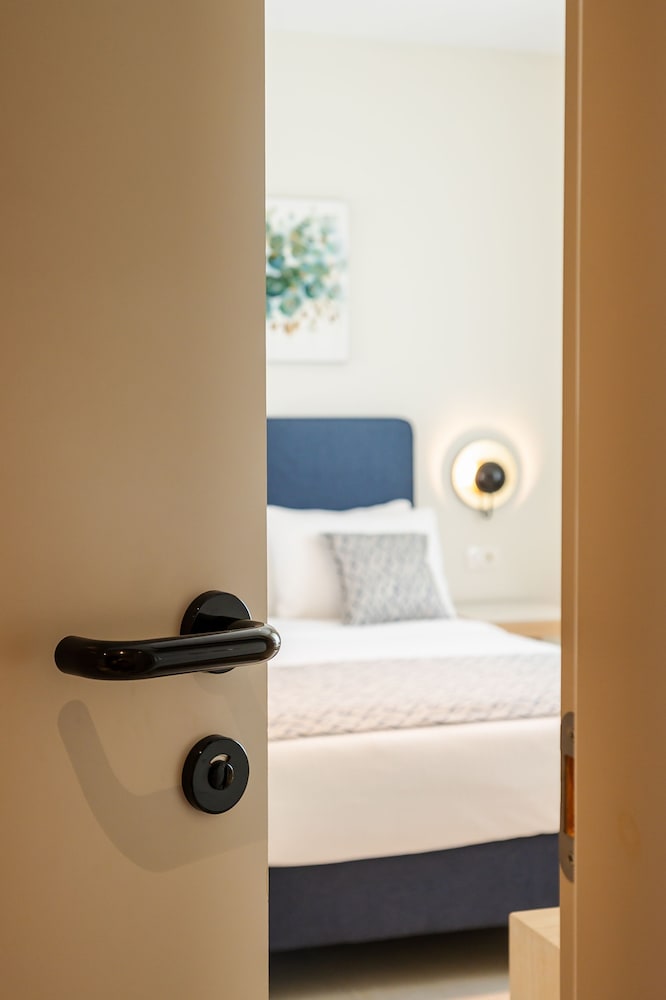 Фото Silver Beach Hotel