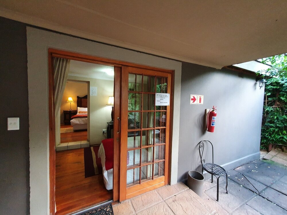 Фото 7th Street Guesthouse