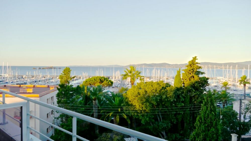 Фото Brise de Mer Hotel