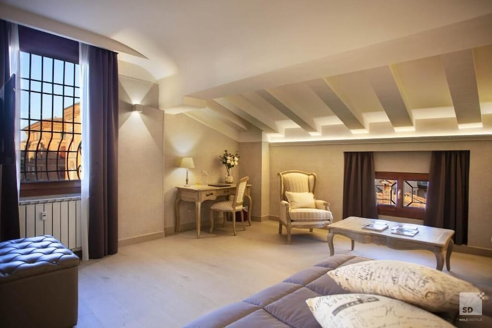 Фото Hotel Cavour