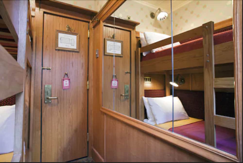 Фото The Jane Hotel