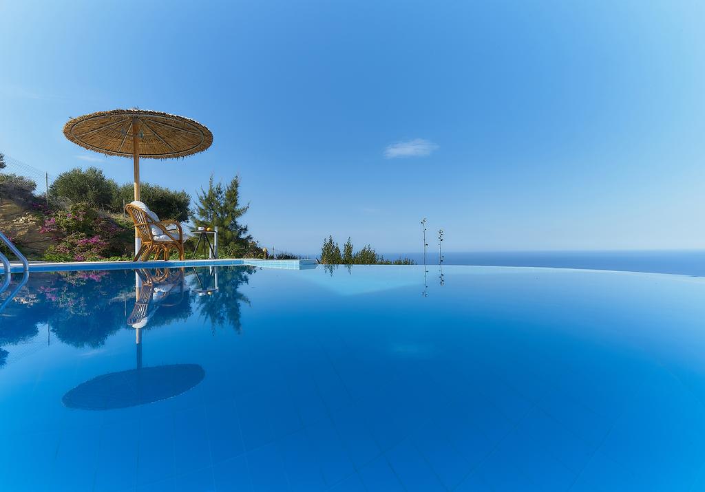 Фото Nymphes Luxury Apartments