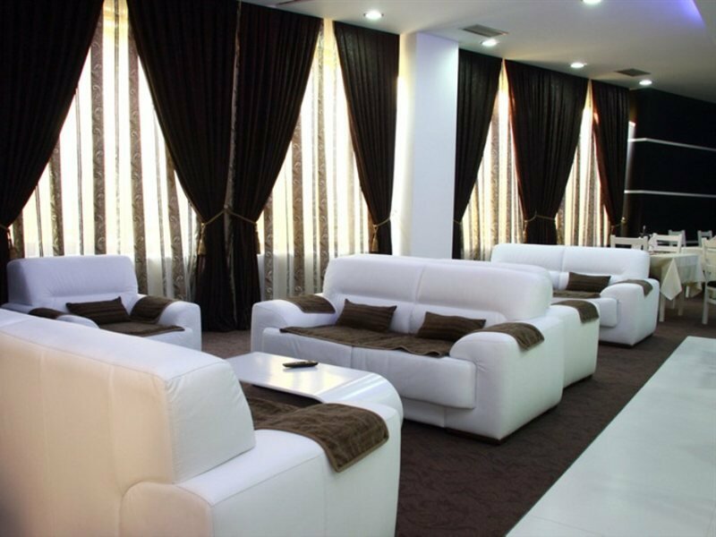 Фото Parlament Hotel