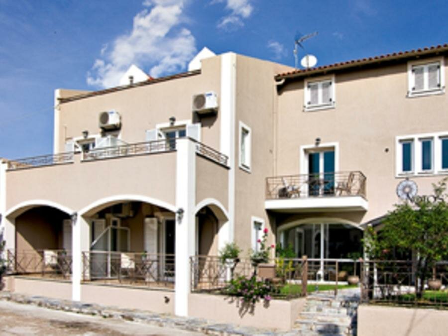 Фото Notos Luxury Studios