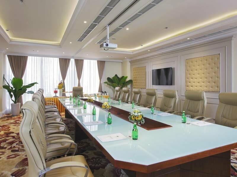 Фото MerPerle Crystal Palace Hotel