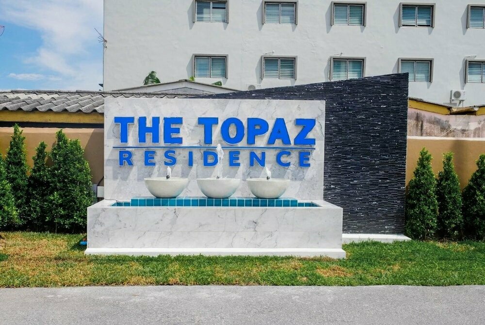 Hotel The Topaz Residence, Phuket, photo