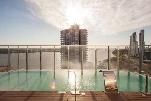 Гостиница Puerto Norte Design Hotel в Росарио