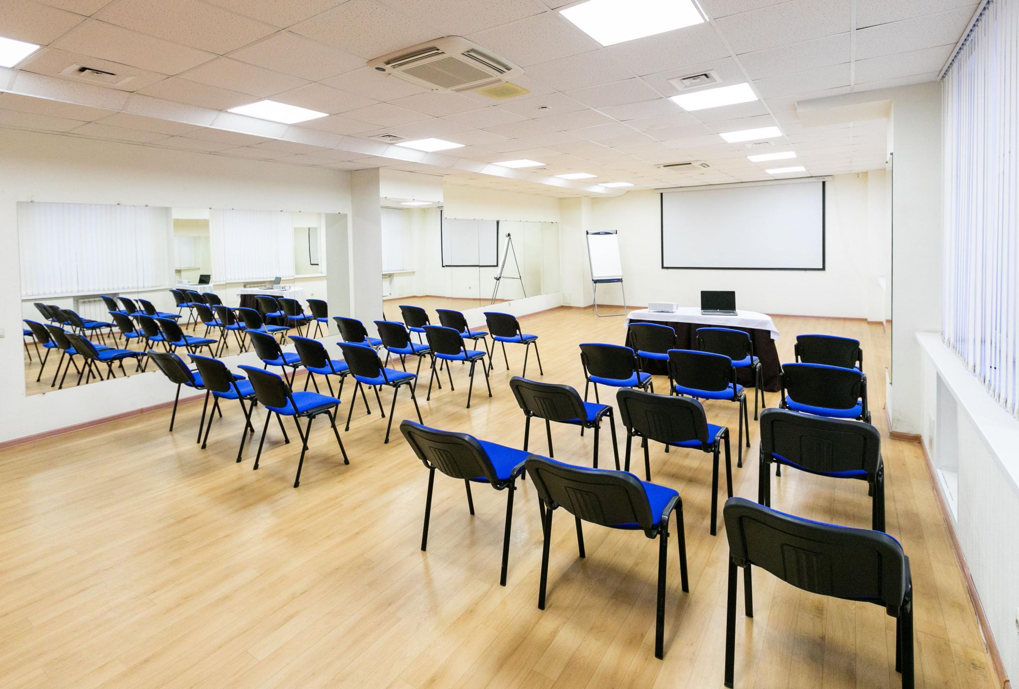 Фото Бизнес отель